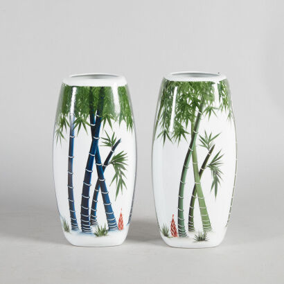 A Pair of Chinese Porcelain Vases with Bamboo Pattern (Jingdezhen Quan Ming Zhi Mark)