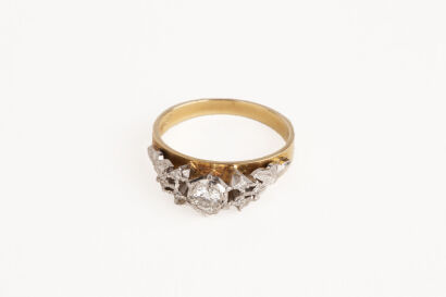 18ct Diamond Ring