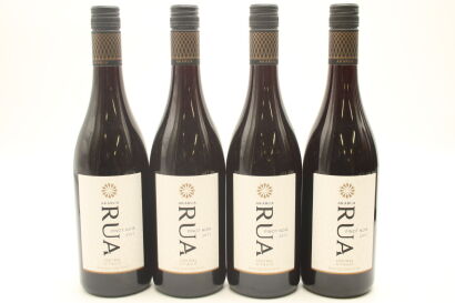 (4) 2017 Akarua Rua Pinot Noir, Central Otago