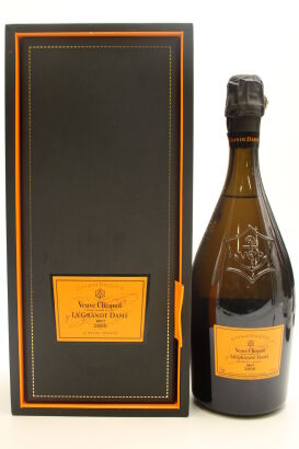 (1) 2006 Veuve Clicquot Ponsardin La Grande Dame Brut, Champagne [JR17.5] [WE94] [WS94]