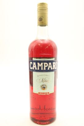 (1) Campari Bitter Aperitif, Lombardy, 28.5% ABV, 1000ml
