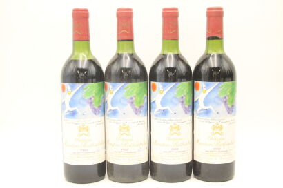 (4) 1982 Chateau Mouton Rothschild, Pauillac [JR18.5] [WS98]