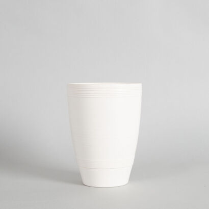 A Hand-Potted Vase by Ernest Shufflebotham for Crown Lynn