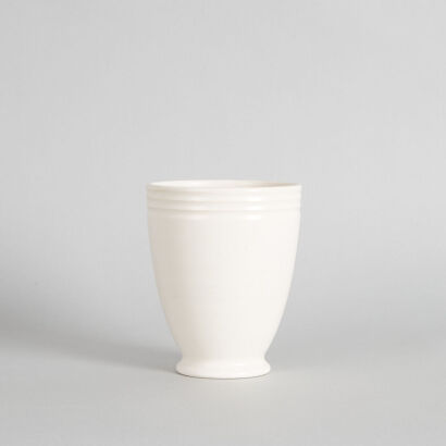 A Hand-Potted Vase by Ernest Shufflebotham for Crown Lynn