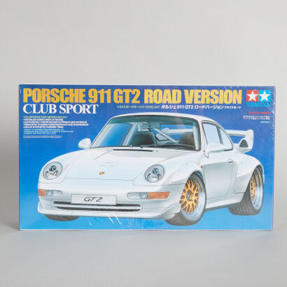 Porsche 911 GT2 Road Version 1/24 Model by Tamiya 