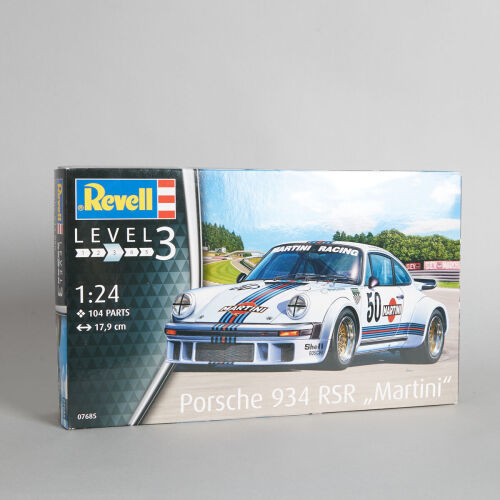 Porsche 934 RSR Martini Revell Model 1/24