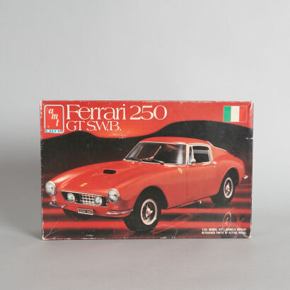 Ferrari 250 GT S.W.B. AMT Model 1/24