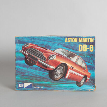 Aston Martin DB-6 1/25 MPC Model