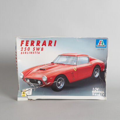 Ferrari 250 SWB Berlinetta 1/24 Italeri Model