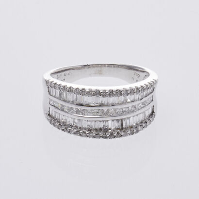 18ct Modern Diamond Dress Ring