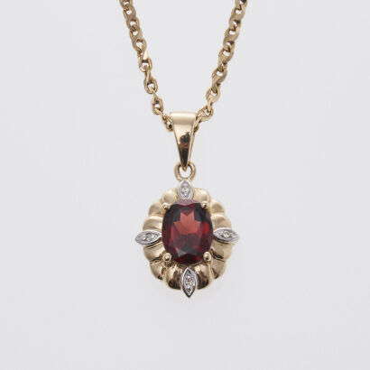 9ct Garnet Pendant