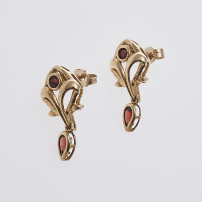 9ct Garnet Earrings