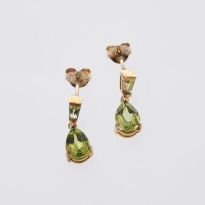 9ct Peridot Drop Earrings