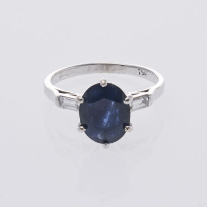 18ct Sapphire and Diamond Ring