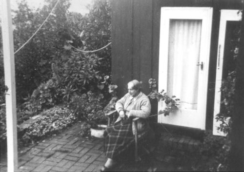 PHOTOGRAPHER UNKNOWN Rita Angus