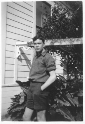 PHOTOGRAPHER UNKNOWN untitled