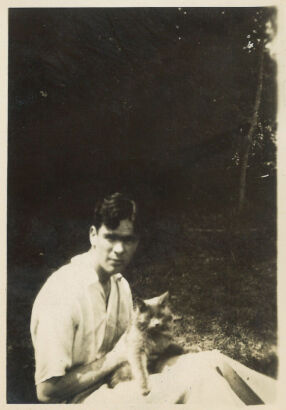 PHOTOGRAPHER UNKNOWN untitled