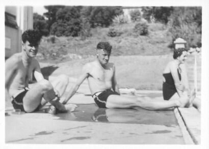 PHOTOGRAPHER UNKNOWN untitled