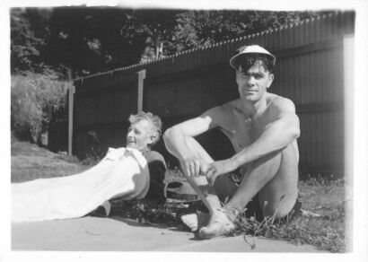 PHOTOGRAPHER UNKNOWN untitled