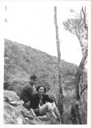 PHOTOGRAPHER UNKNOWN untitled
