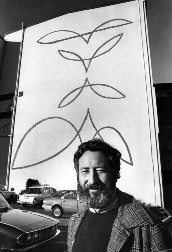 PHOTOGRAPHER UNKNOWN Michael Smither