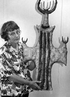 PHOTOGRAPHER UNKNOWN Jenny Hunt