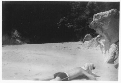 PHOTOGRAPHER UNKNOWN untitled