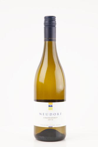 (1) 2013 Neudorf Chardonnay, Nelson