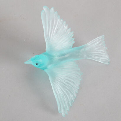 A Tauhou Silvereye by Lukeke Design