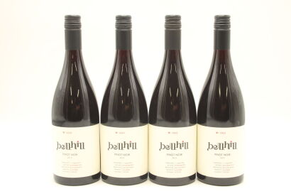 (4) 2015 Bell Hill Pinot Noir, Canterbury [JR17]