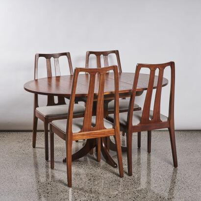 A Mid Century Extendable Dining Table And Set Of 4 Chairs By Nathan