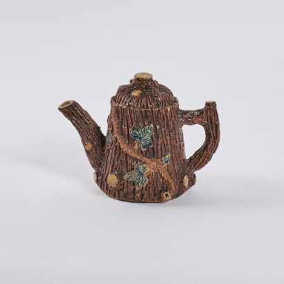 A Colonial Woodnorth Teapot