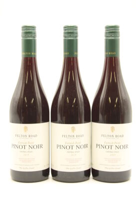 (3) 2019 Felton Road Cornish Point Pinot Noir, Bannockburn [JR17] [WS94]