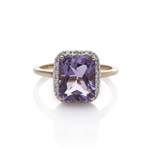 9ct Amethyst and Diamond Ring