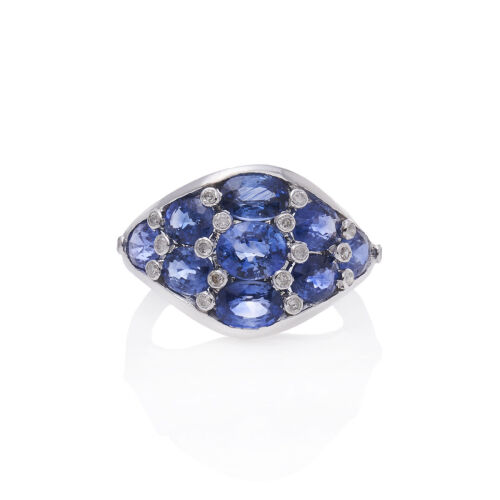 18ct White Gold Sapphire Ring