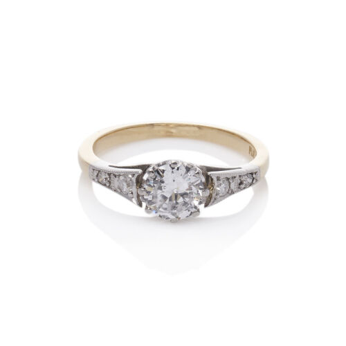 18ct Solitaire Diamond Ring with Diamond Shoulders