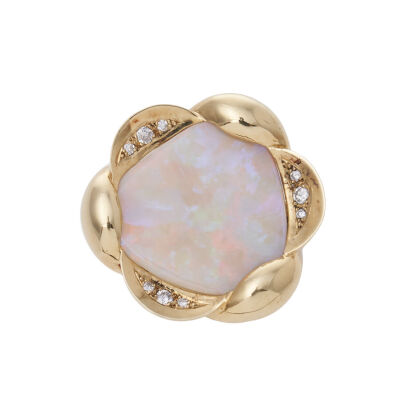 18ct Modern Opal Brooch