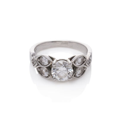 Platinum Michael Hill Jewellers Diamond Ring