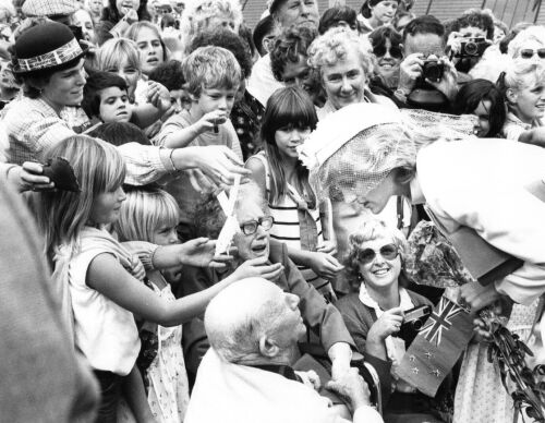 Princess Diana greets people in Wellington