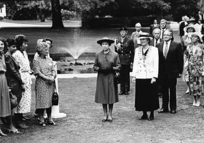 The Queen attends a garden party