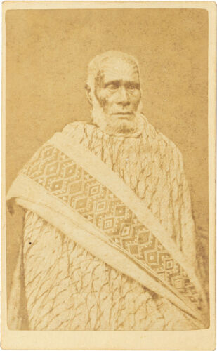 AMERICAN PHOTOGRAPHIC COMPANY / BURTON BROS, AUCKLAND Portrait of Ihaka Whaanga, Ngāti Kuhungunu