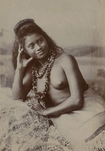 THOMAS ANDREW, SAMOA Reclining Samoan woman with shell necklace