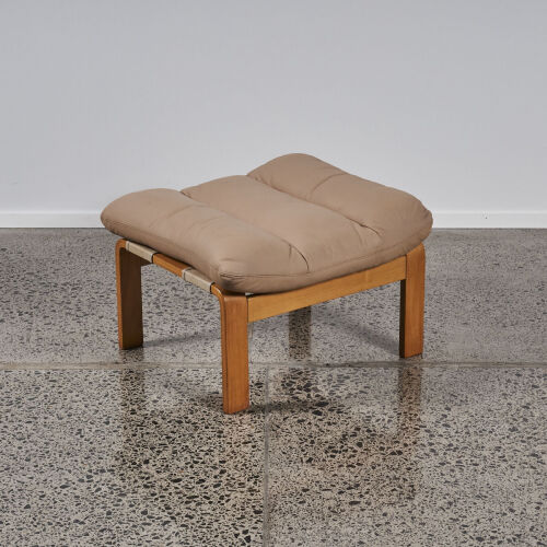 A Fred Lowen ‘T8’ Ottoman by Tessa