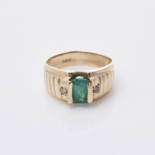 14ct Emerald Ring