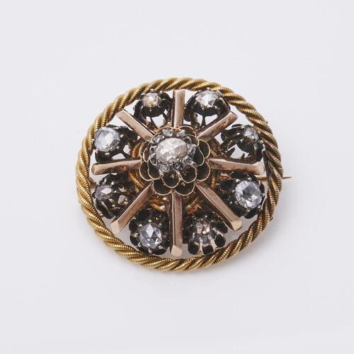 9ct Round Vintage Diamond Brooch.