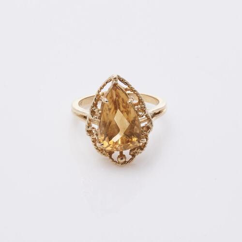 14ct Citrine Ring.