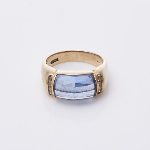 14ct Blue Stone Ring