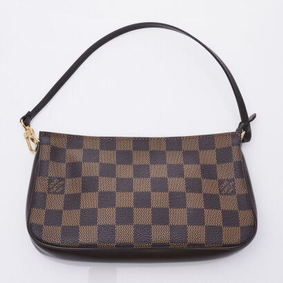Louis Vuitton Damier Pochette Bag