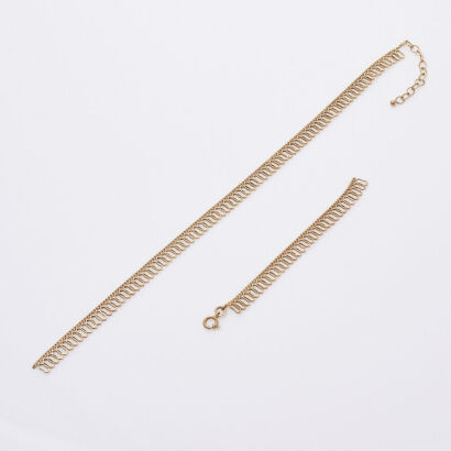 9ct Fringe Style Necklace (damaged) sold as is