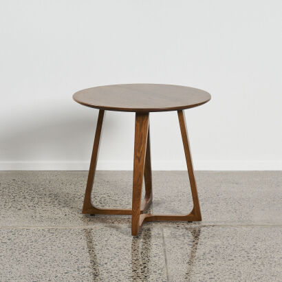 A Stunning Mid Century Oak Side Table